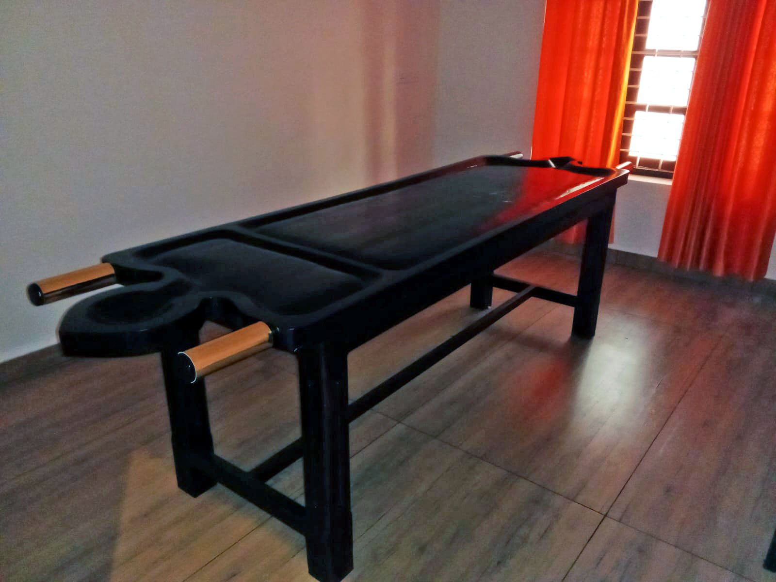 The Treatment Room, Sree Nandanam Ayurveda Hospital, Alamcode Kilimanoor Road, Kadavilla Junction, Alamcode, Attingal, Thiruvananthapuram